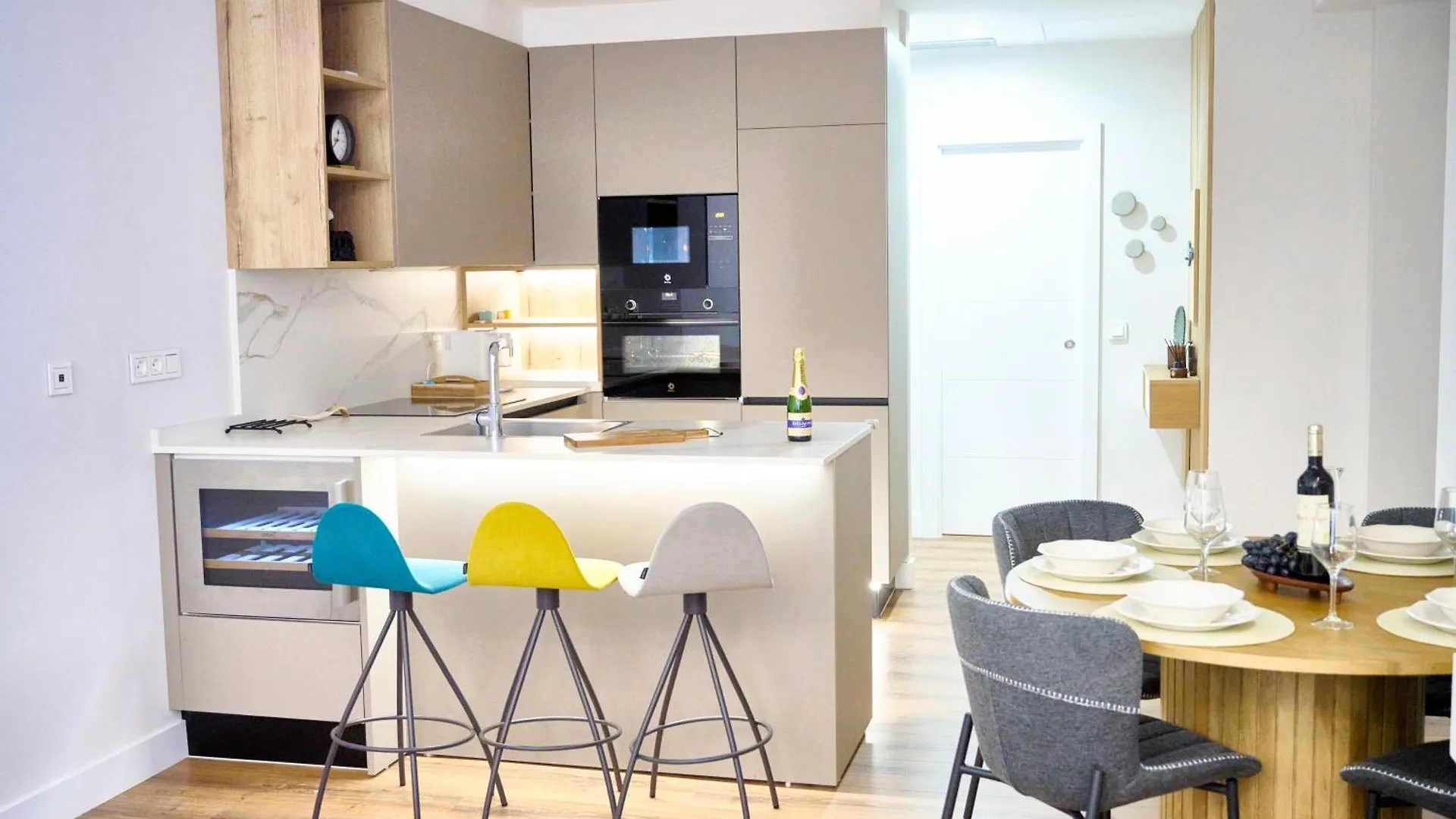 Appartement Apartamento Nuevo Lujoso Suites Centro Bilbao Wifi ,Parking Gratis